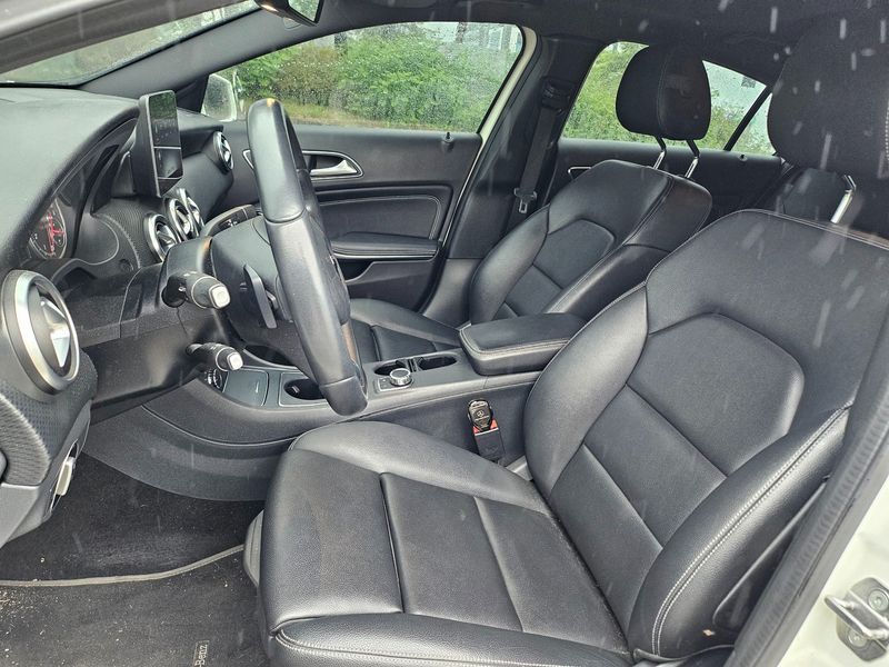 2018 Mercedes-Benz A-Class A200 photo 11