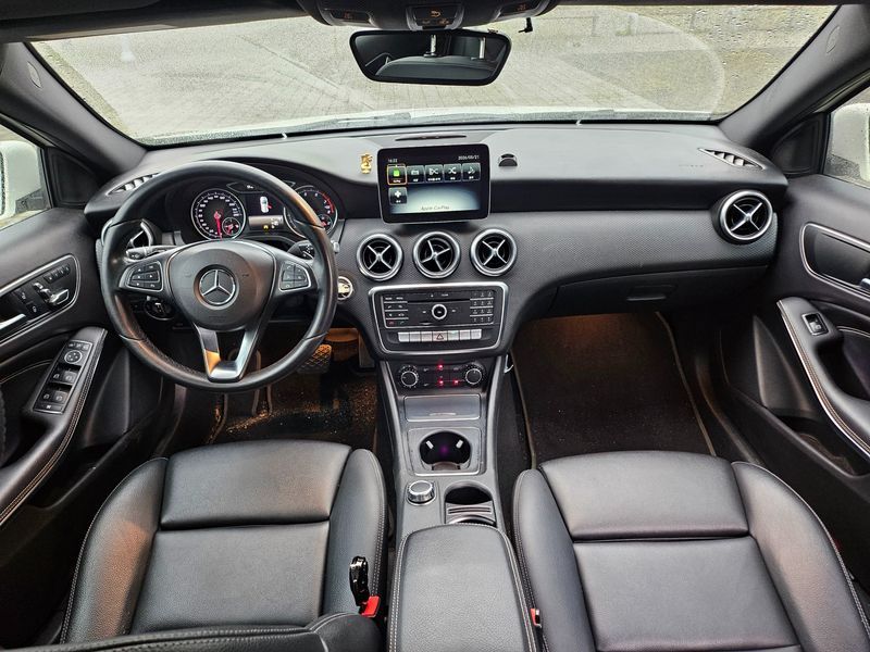 2018 Mercedes-Benz A-Class A200 photo 15
