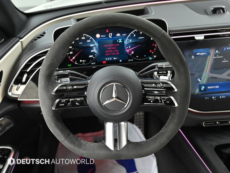 2026 Mercedes-Benz E-Class E300 4MATIC AMG Line photo 14