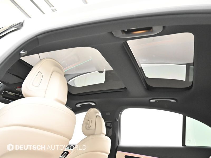 2026 Mercedes-Benz E-Class E300 4MATIC AMG Line photo 19