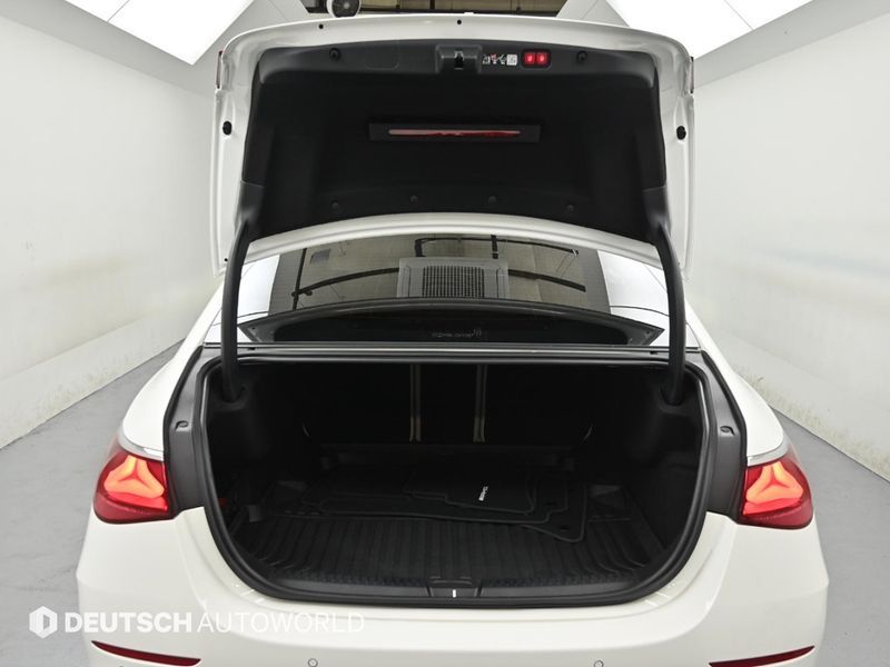 2026 Mercedes-Benz E-Class E300 4MATIC AMG Line photo 20