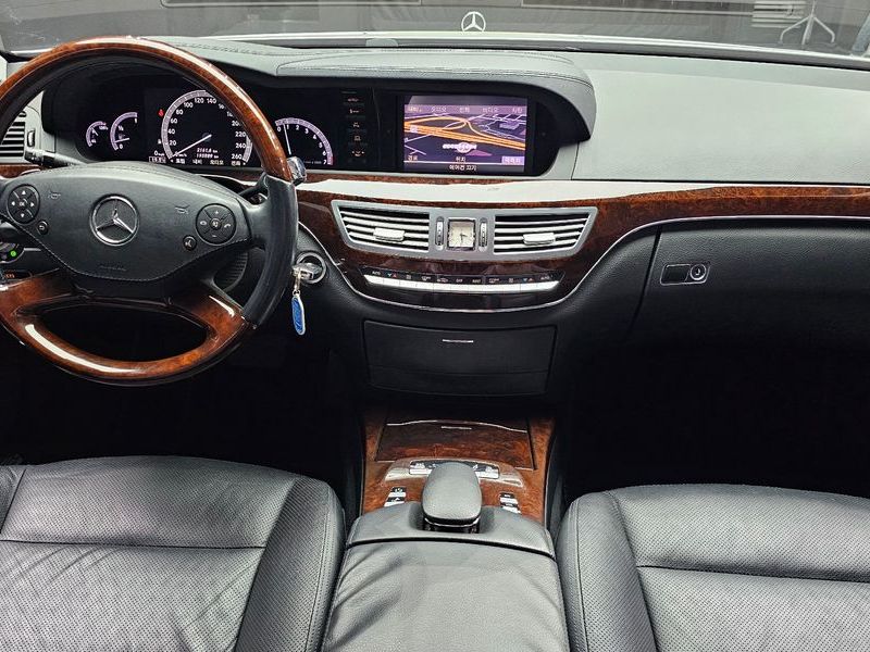 2013 Mercedes-Benz S-Class S350L BlueEFFICIENCY photo 7