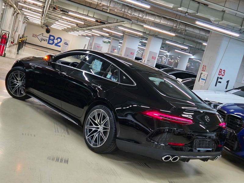 2026 Mercedes-Benz AMG GT 4Door 43 4MATIC+ photo 10