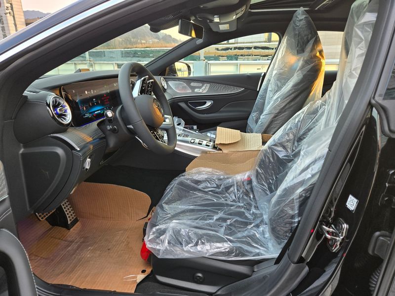 2026 Mercedes-Benz AMG GT 4Door 43 4MATIC+ photo 11