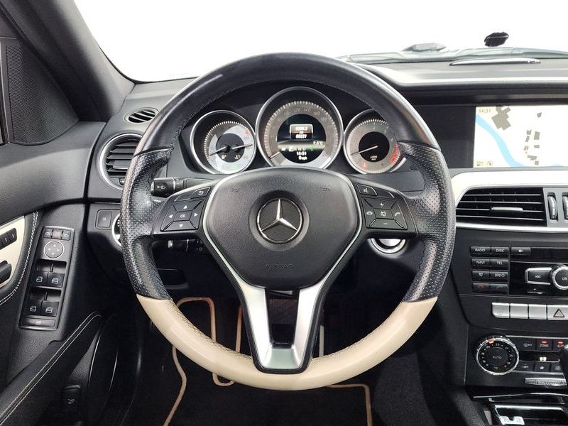 2013 Mercedes-Benz C-Class C200 CGI Avantgarde Style Package photo 13