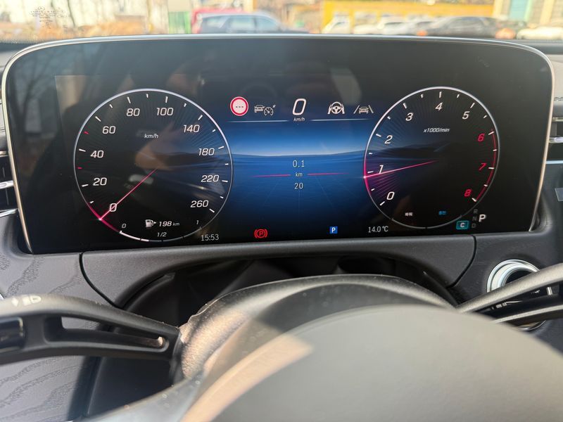 2026 Mercedes-Benz E-Class E200 AMG Line photo 13