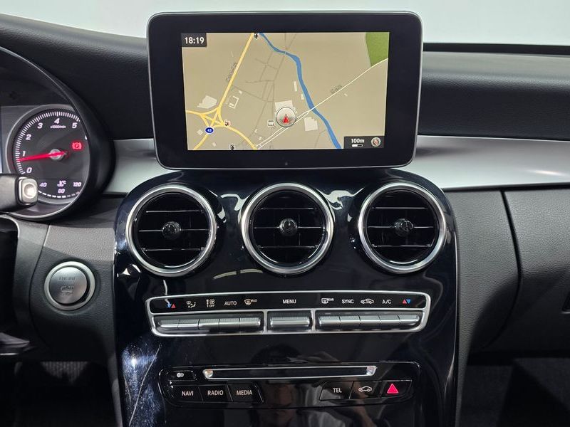 2017 Mercedes-Benz C-Class C200 photo 14