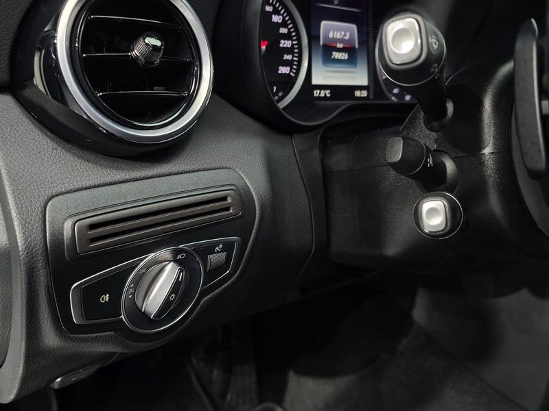 2017 Mercedes-Benz C-Class C200 photo 18