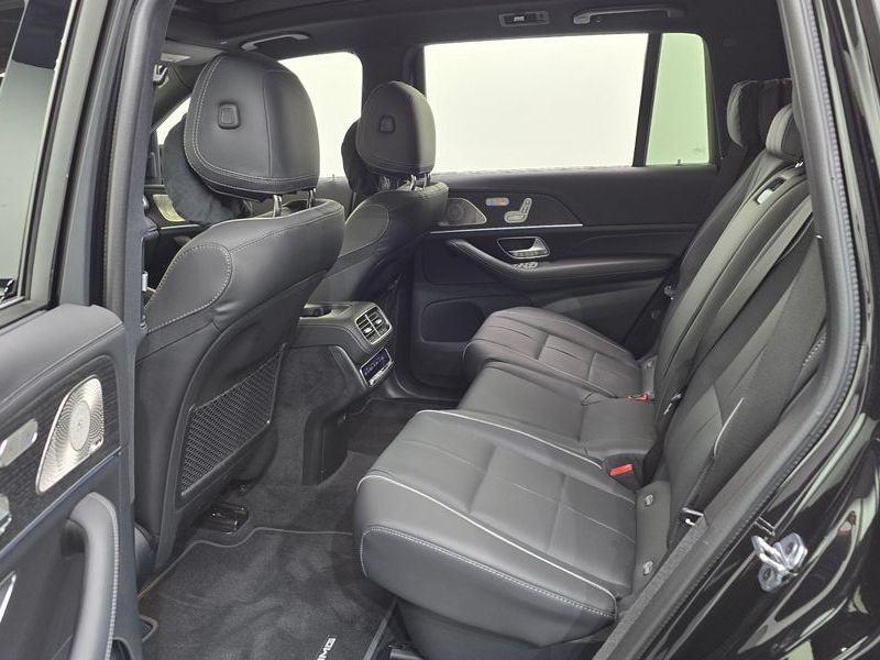 2026 Mercedes-Benz S-Class GLS450 4MATIC photo 11