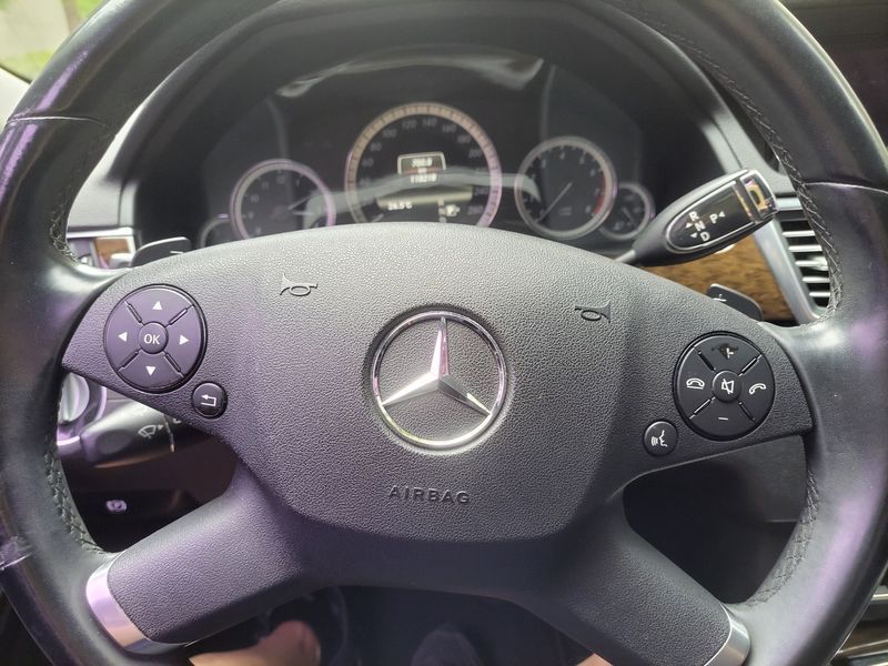 2013 Mercedes-Benz E-Class E200 CGI photo 7