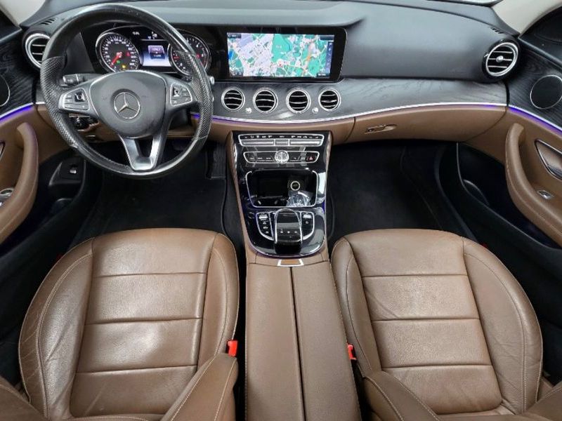 2017 Mercedes-Benz E-Class E220d Avantgarde photo 7