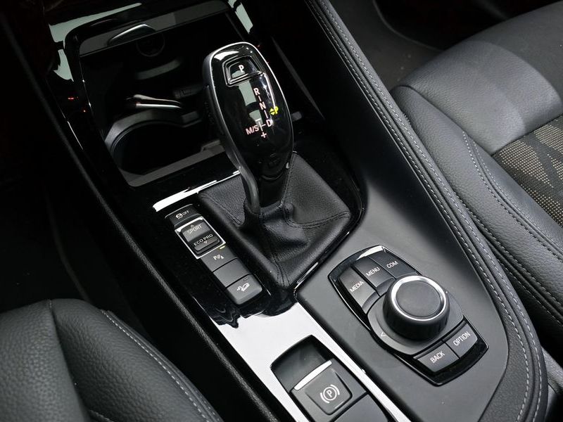 2021 BMW X1 xDrive 20i xLine photo 9
