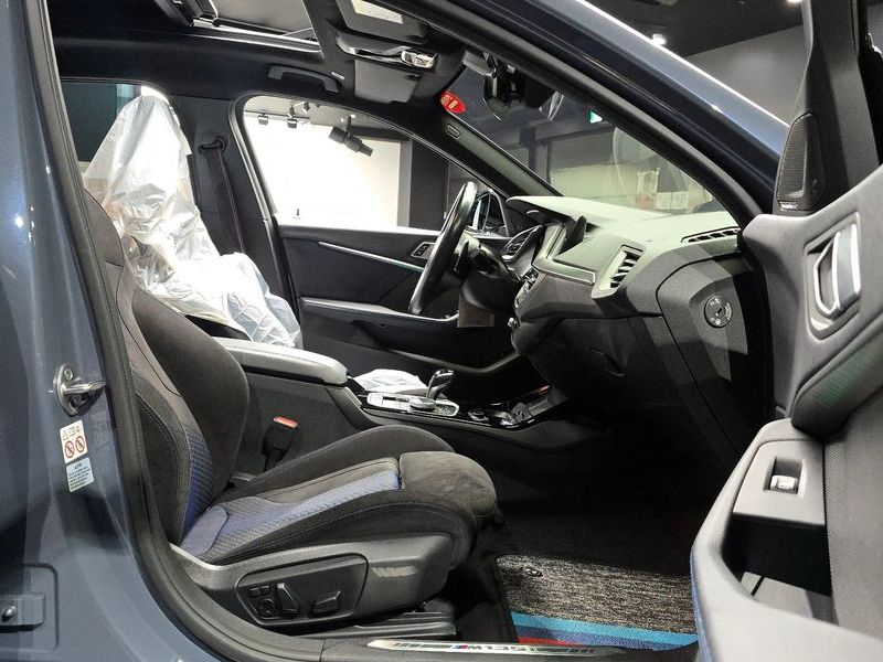 2021 BMW 1 Series M135i xDrive First Edition photo 26