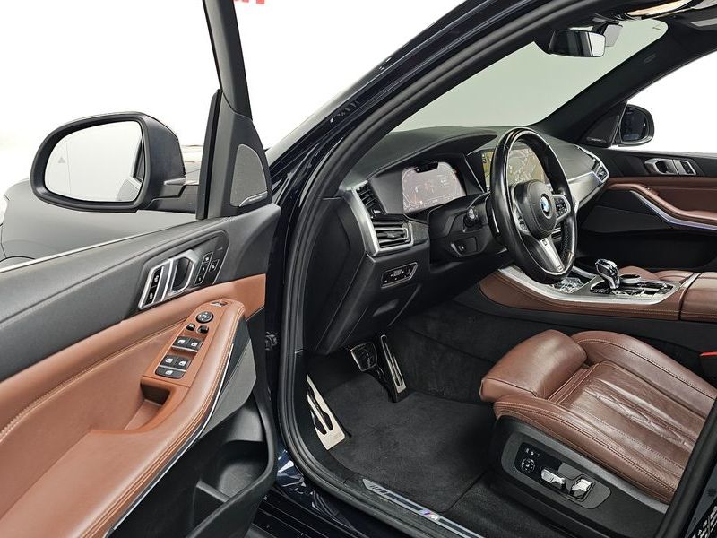 2023 BMW X5 xDrive 30d M Sport photo 10