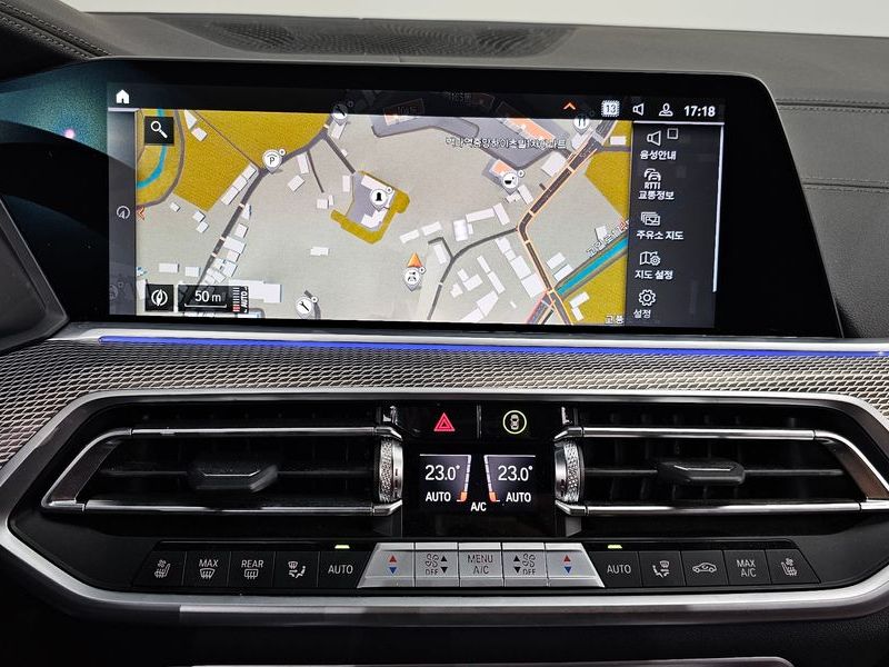 2023 BMW X5 xDrive 30d M Sport photo 14