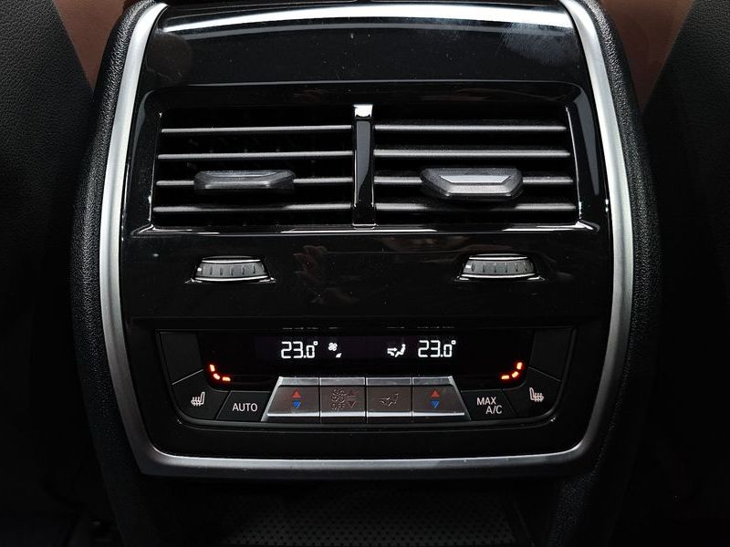 2023 BMW X5 xDrive 30d M Sport photo 19