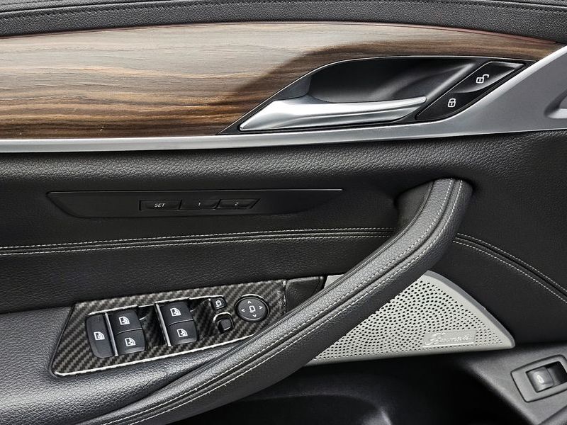 2019 BMW 5 Series 530i Luxury Plus photo 20