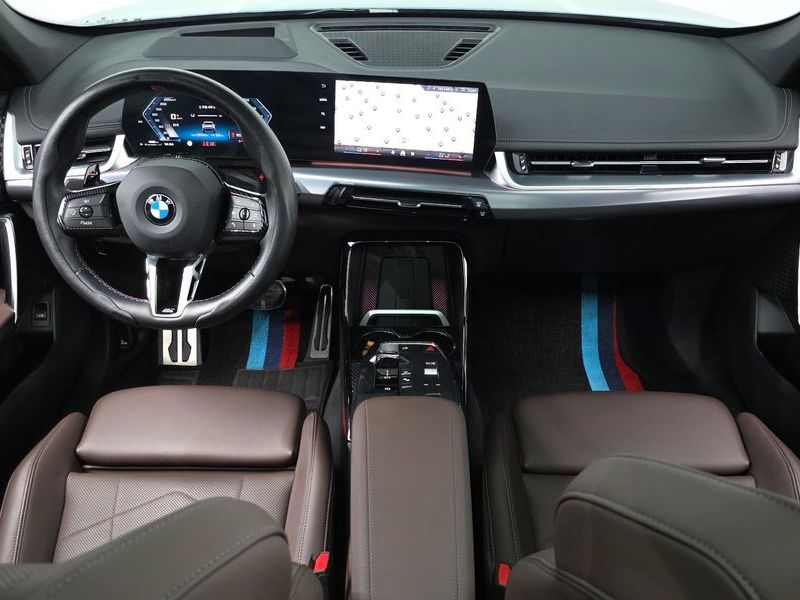 2024 BMW X1 M35i xDrive photo 7