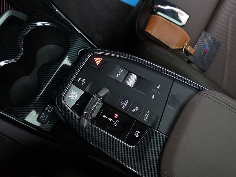 2024 BMW X1 M35i xDrive photo 9