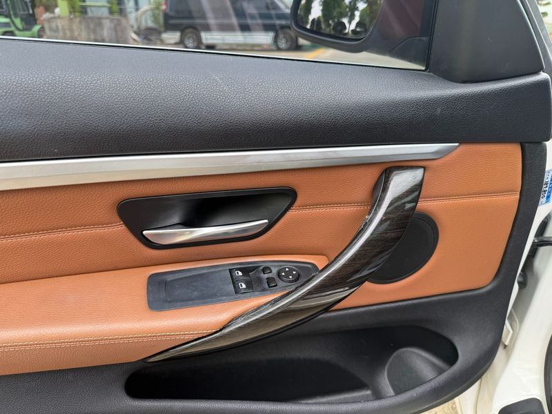 2014 BMW 4 Series 420d Luxury Coupe photo 11
