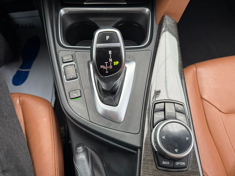 2014 BMW 4 Series 420d Luxury Coupe photo 15