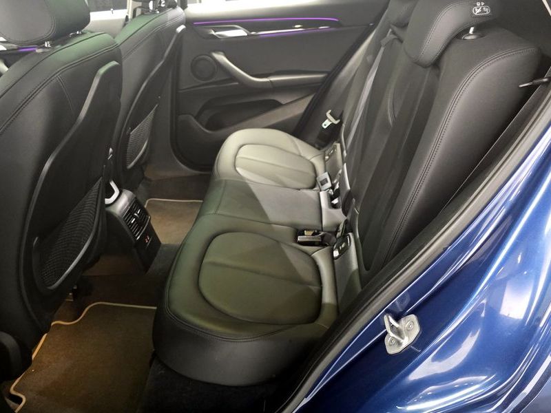 2022 BMW X2 xDrive20i Advantage photo 12