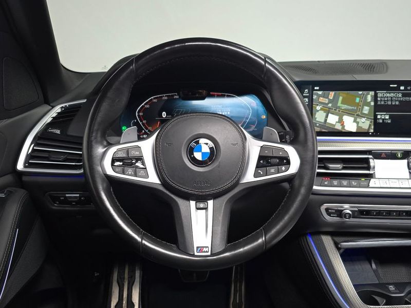 2022 BMW X5 xDrive 40i M Sport photo 13