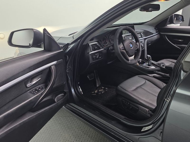 2014 BMW 3 Series GT 320d photo 11