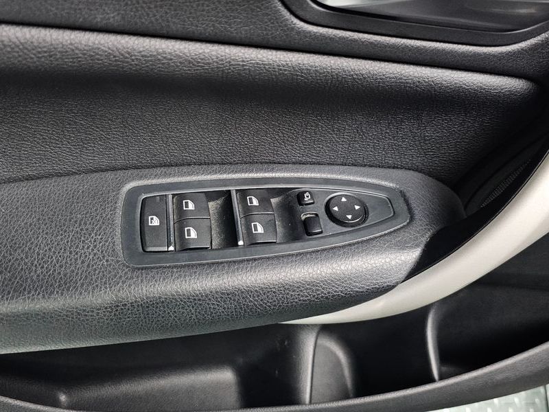 2018 BMW 1 Series 118d JOY 5DOOR photo 18