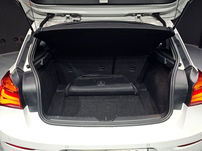 2018 BMW 1 Series 118d JOY 5DOOR photo 20