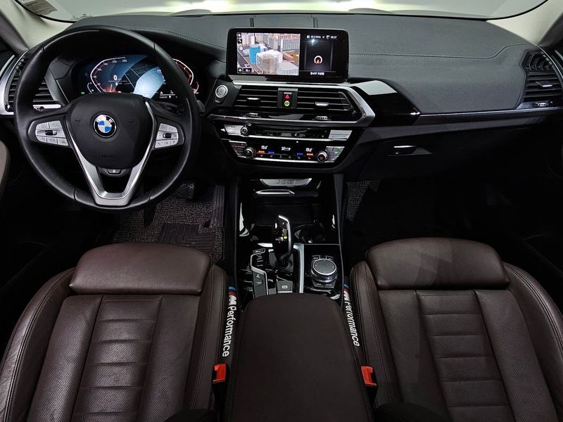 2021 BMW X3 xDrive 20i Luxury photo 7