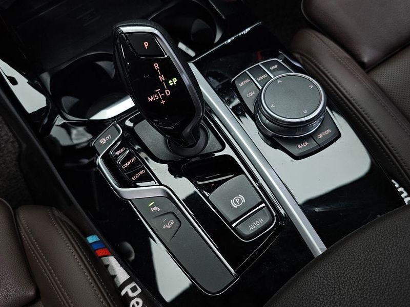 2021 BMW X3 xDrive 20i Luxury photo 9