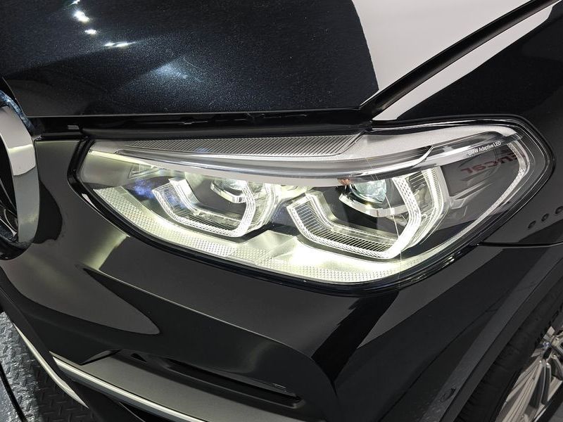2021 BMW X3 xDrive 20i Luxury photo 22