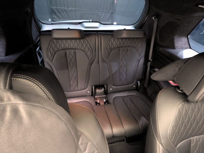 2024 BMW X7 xDrive 40i M Sport 6STR photo 13