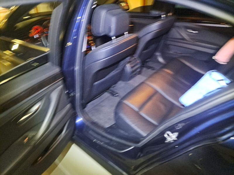 2012 BMW 5 Series 528i photo 18
