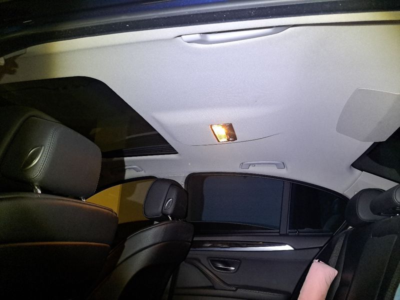 2012 BMW 5 Series 528i photo 19