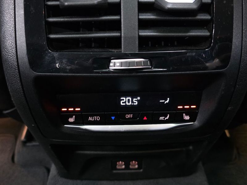 2022 BMW X4 xDrive20i xLine photo 19