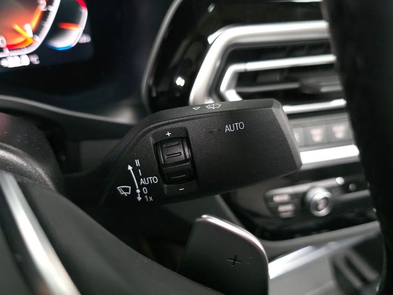 2022 BMW X4 xDrive20i xLine photo 29