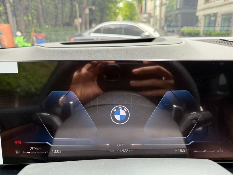 2026 BMW X5 xDrive 40d M Sport Online Exclusive Editon photo 7