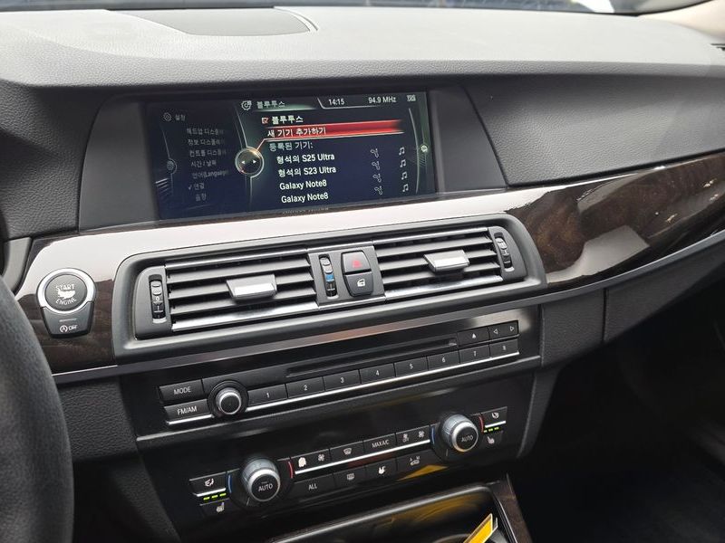 2013 BMW 5 Series 528i photo 14