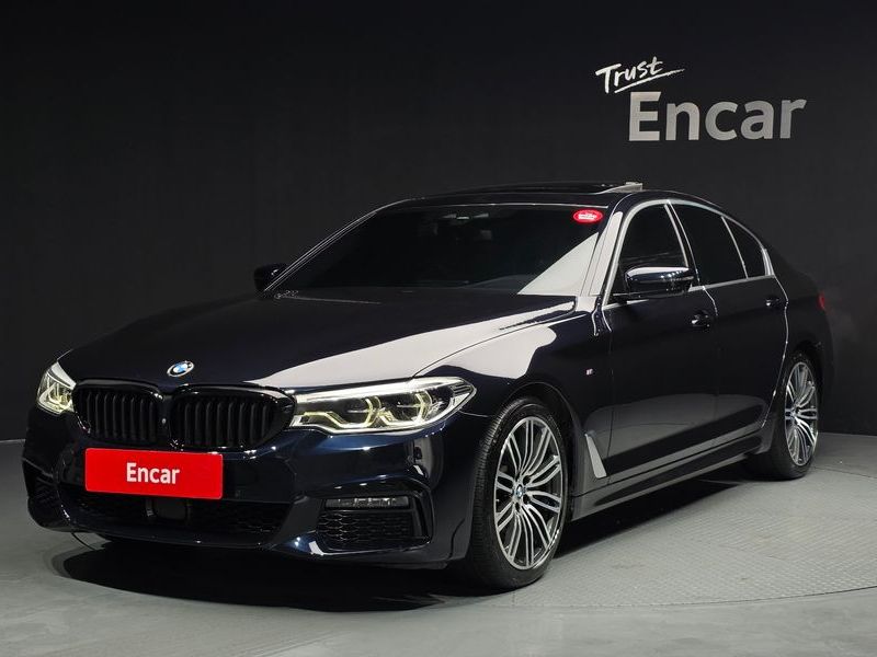 2019 BMW 5 Series 530i xDrive M Sport Package Plus photo 1