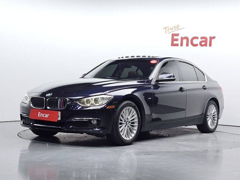 2012 BMW 3 Series 320d Luxury photo 1