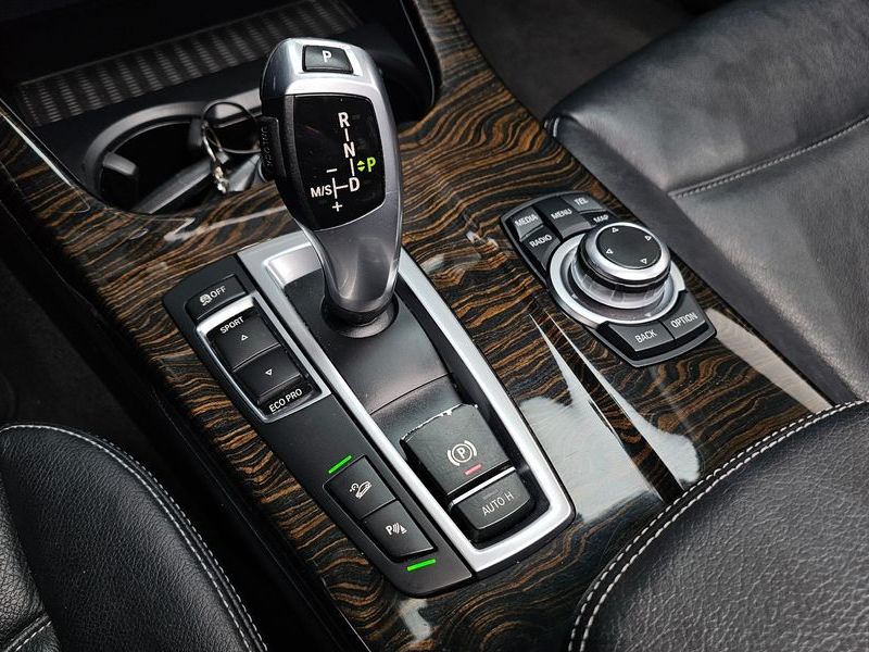 2013 BMW X3 xDrive 20d High photo 9