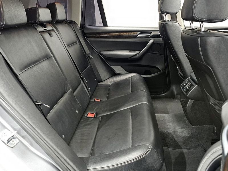 2013 BMW X3 xDrive 20d High photo 11