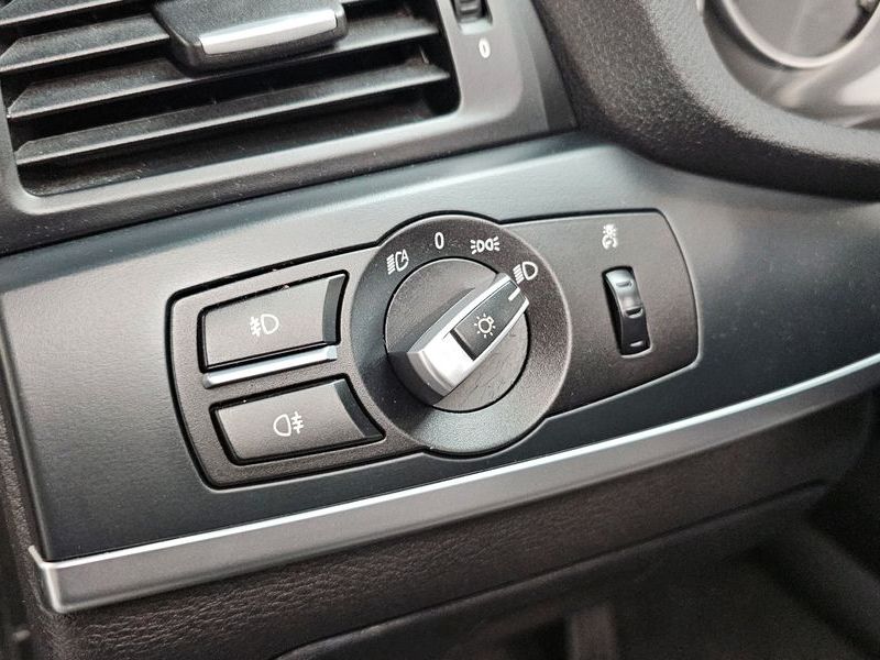 2013 BMW X3 xDrive 20d High photo 19