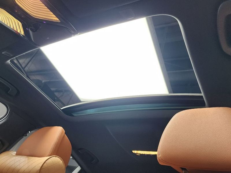 2023 BMW 5 Series 520i M Sport photo 19