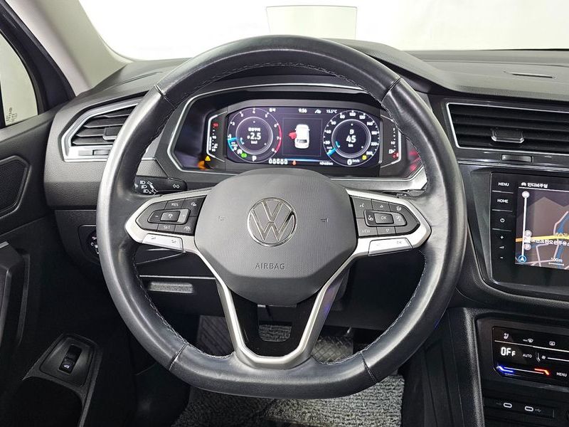 2023 Volkswagen Tiguan 2.0 TSI Prestige photo 13
