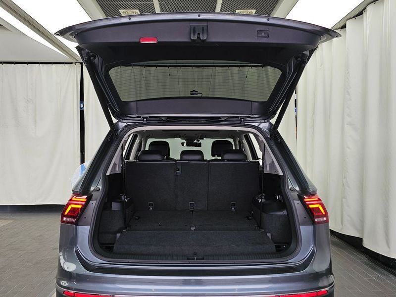 2023 Volkswagen Tiguan 2.0 TSI Prestige photo 20