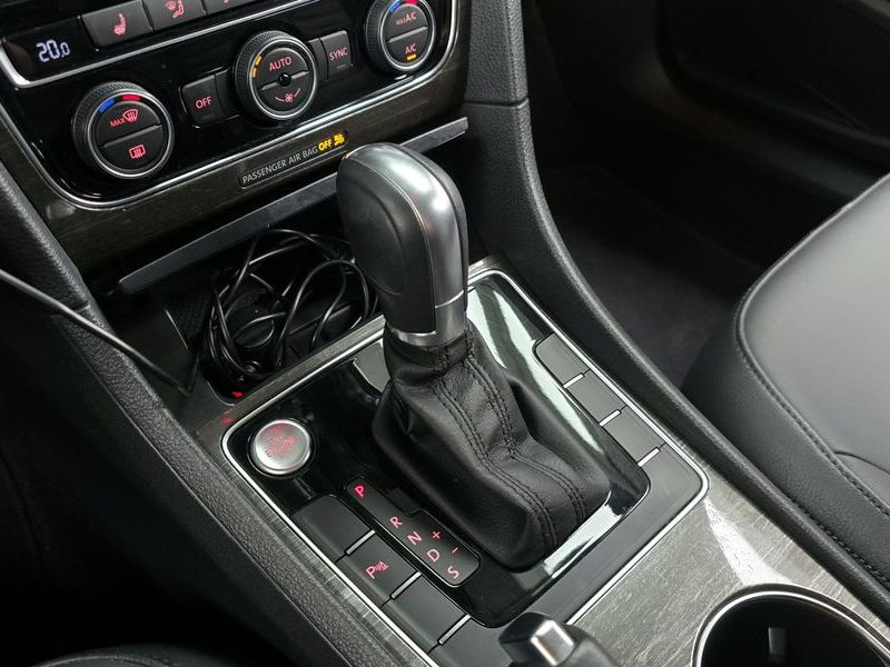 2018 Volkswagen Passat 2.0 TSI B7 photo 9