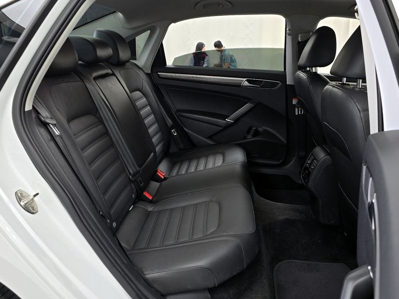 2018 Volkswagen Passat 2.0 TSI B7 photo 11